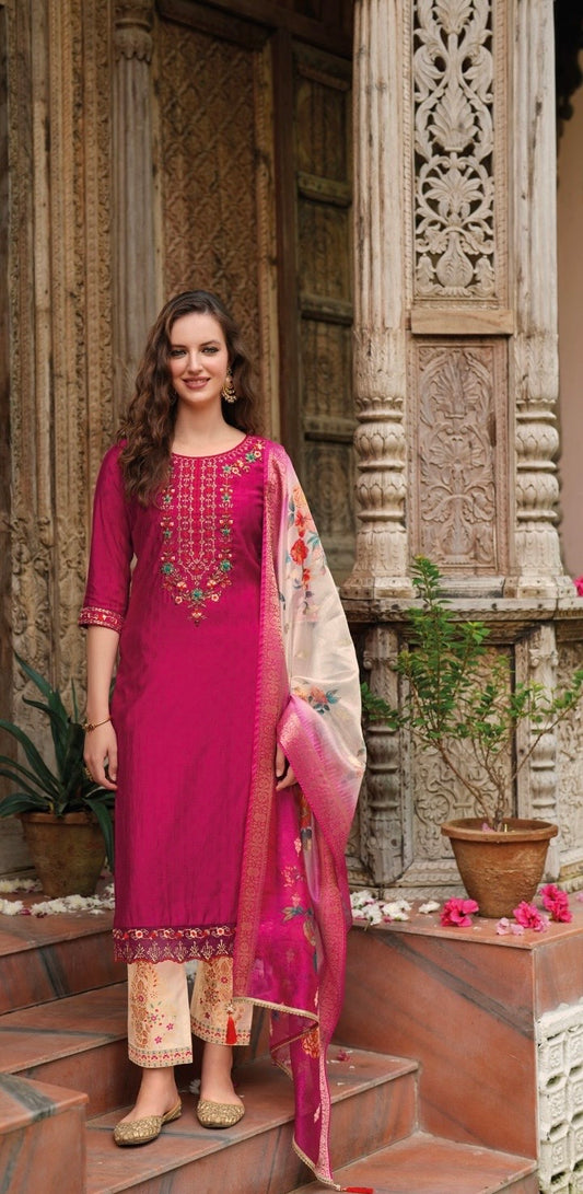 Pink Floral Embroidered Kurta Set with Dupatta (SV-LL-201-PK)