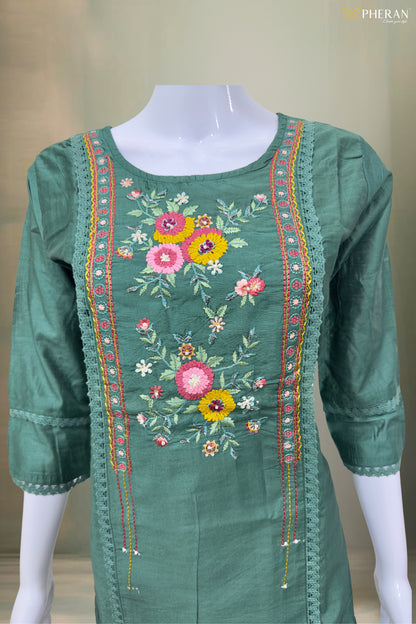 Pheran Verdant Green Embroidered Kurta Set with Dupatta (SV-KL75-GN)