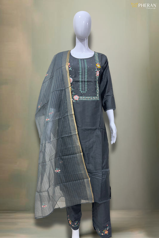 Pheran Charcoal Grey Floral Embroidered Kurta Set with Dupatta (SV-KL71-GR)